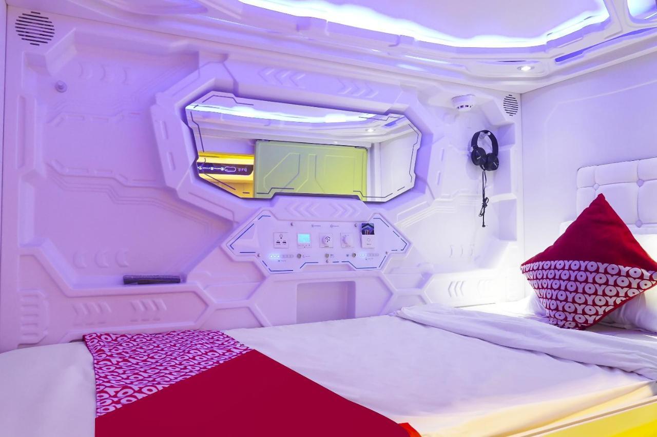 Super Oyo 91328 Fiducia Capsule Hotel Jakarta Eksteriør bilde