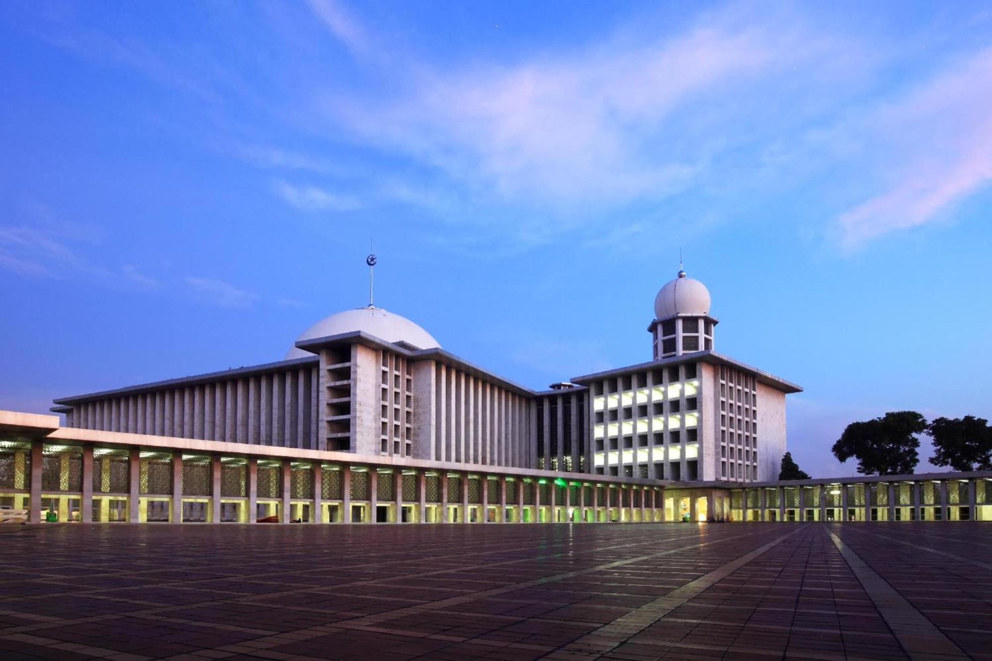 Super Oyo 91328 Fiducia Capsule Hotel Jakarta Eksteriør bilde
