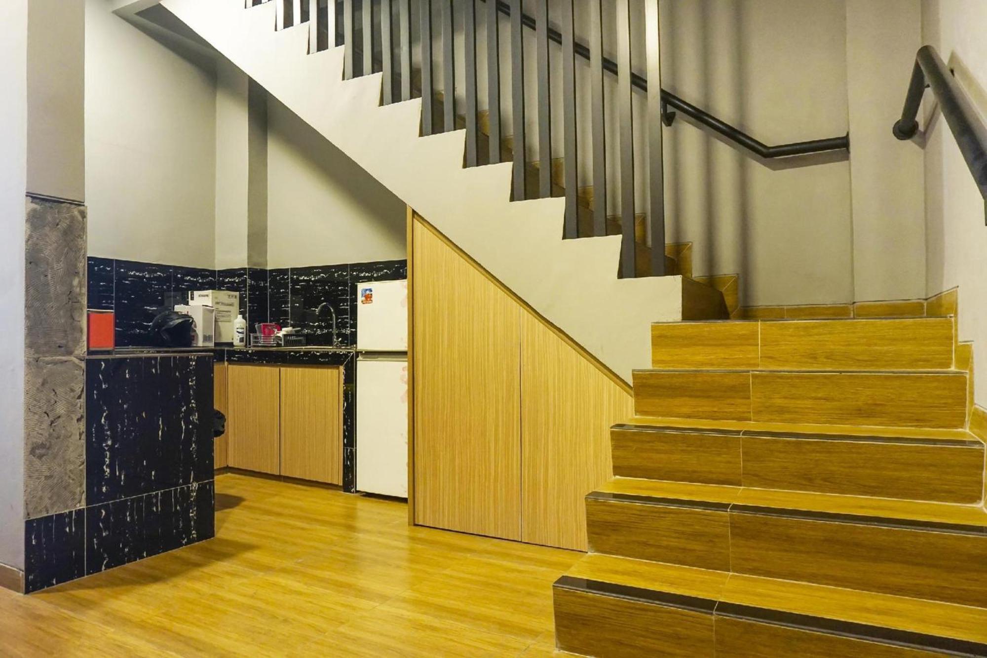 Super Oyo 91328 Fiducia Capsule Hotel Jakarta Eksteriør bilde